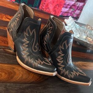 Ariat Black and Tan Embroidered Ankle Booties